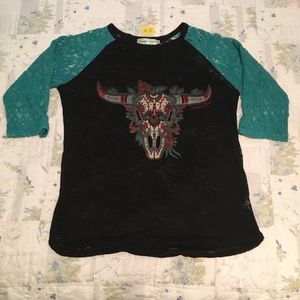 Boutique lace skull head shirt